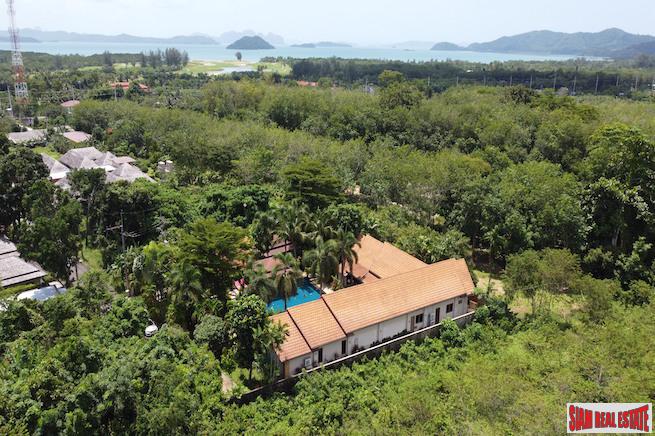 Mission Hills Tropics | Four Bedroom House with Large Gardens & Private Gardens for Sale-2