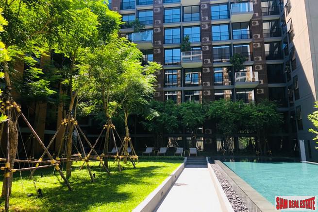 Newly Completed Quality Low-Rise Condo by Leading Thai Developers at Sukhumvit 42, Ekkamai - Large 1 Bed Units | 20% Discount and Fully Furnished!-0
