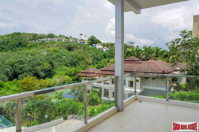 Layan Garden | Amazing Penthouse Condominium with SeaViews and Excellent Facilities For Sale-3