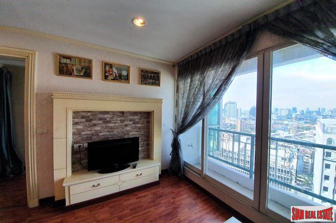 Address Chidlom | Extra Large One Bedroom with City Views for Rent-8