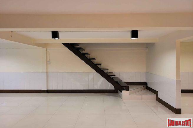 Narathiwas Rajanagarindra 24 | Two Storey Four Bedroom Townhouse for Sale in Chong Nonsi with Easy Access to 2 BTS Stations-9