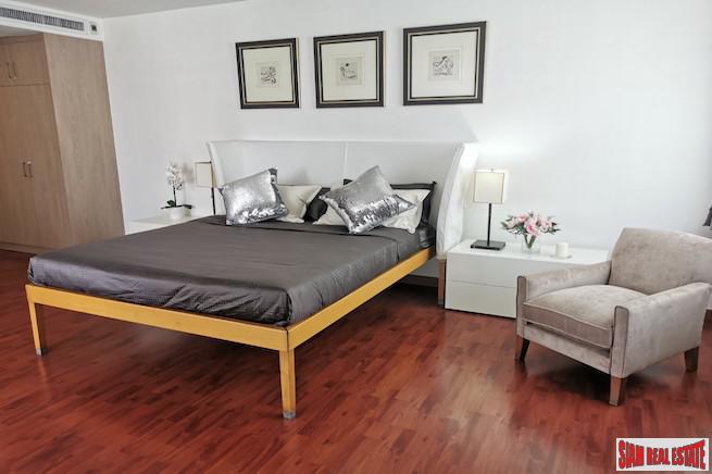 Las Colinas | Elegant & Spacious Two Bedroom Condo for Sale in Asoke-10