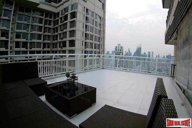 Grand Parkview Asoke | Large Two Bedroom with Huge Private Terrace for Sale-14