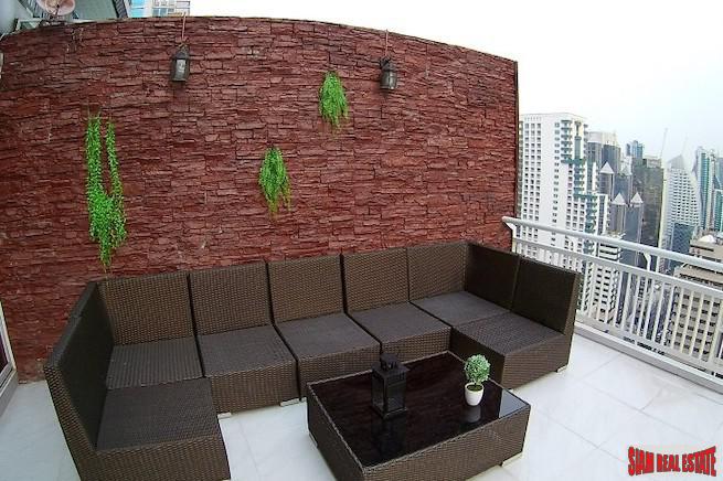 Grand Parkview Asoke | Large Two Bedroom with Huge Private Terrace for Sale-2