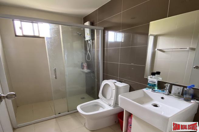 The Connect 35 | Large Two Bedroom Bright & Comfortable Townhouse for Sale in Phatthanakan-11