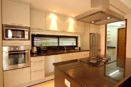 Rawai Villas | Contemporary 2 Bedroom Pool Villa for Rent in Rawai