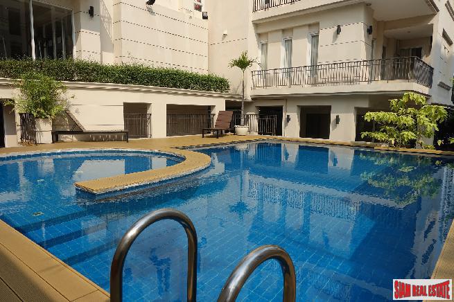 The VISCAYA Private Residence, 2 bedrooms+ 1 Study room, 3 bathrooms Apartment with 150 Sq.m.-15