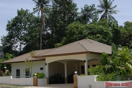 Tamarind Villas | Classy Four Bedroom House with Private Swimming Pool For Long Term Rent at Chalong