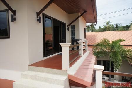 Tropical Three Bedroom House with Private Pool in Rawai