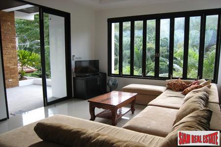 Modern Three Bedroom Pool Villa with Thai Style Guesthouse in Ao Por-11