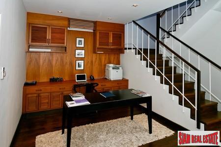 Grove Gardens Townhome | Modern Sea View 3 Bedroom Townhome on Golf Course in Cape Yamu